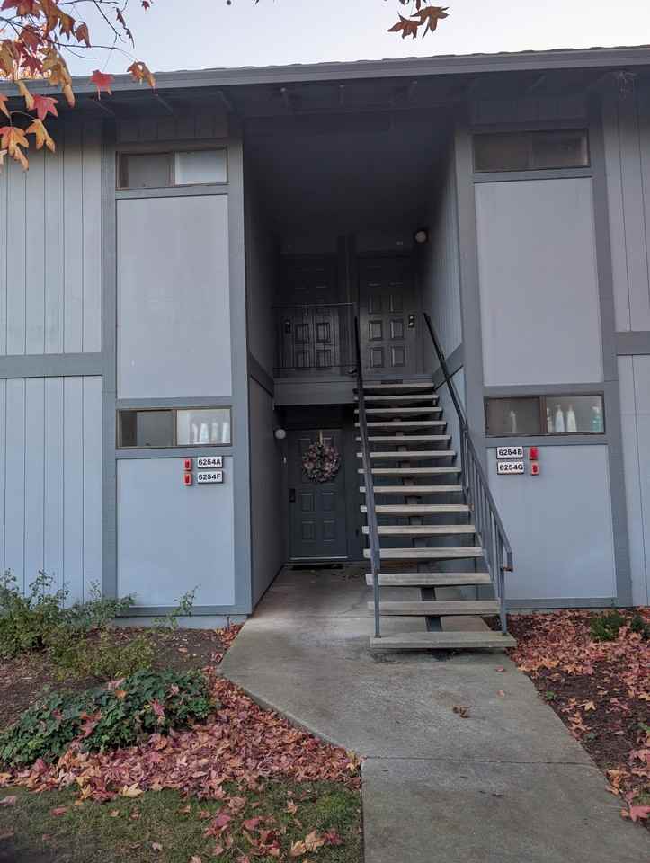 6254 Joaquin Murieta Avenue #A - Photo 5 of 21