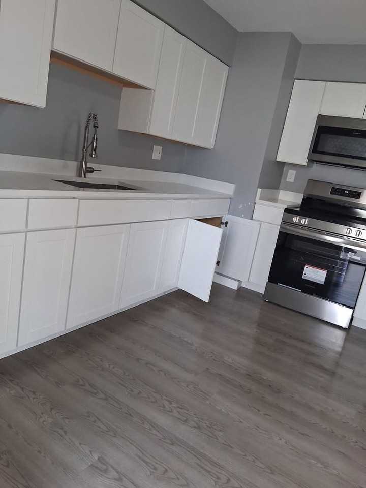 947 Jane Ct - Photo 2 of 7