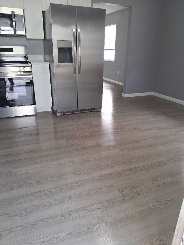 947 Jane Ct - Photo 3 of 7