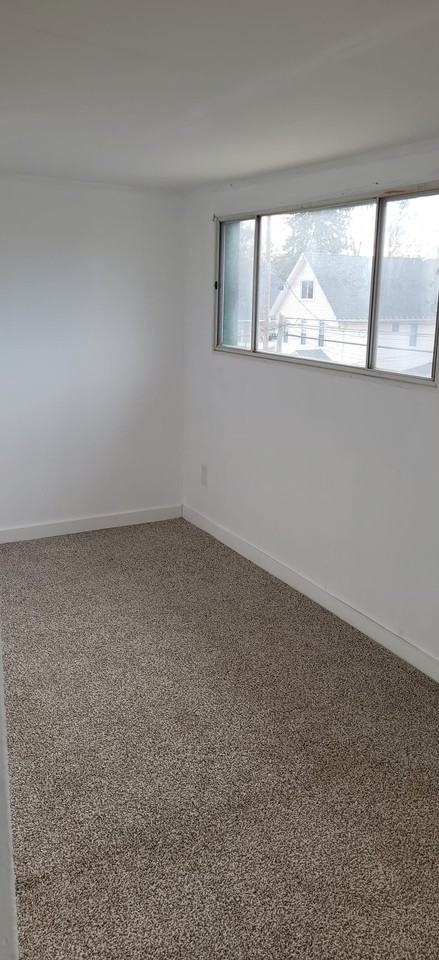 132 Schubert St #2 - Photo 4 of 20