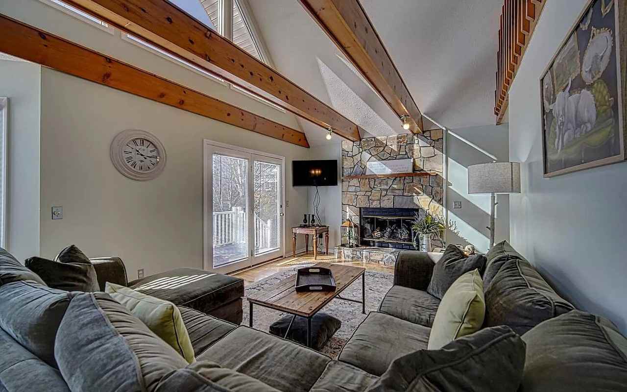 1896 Bell Eagle Drive #NA - Photo 2 of 7