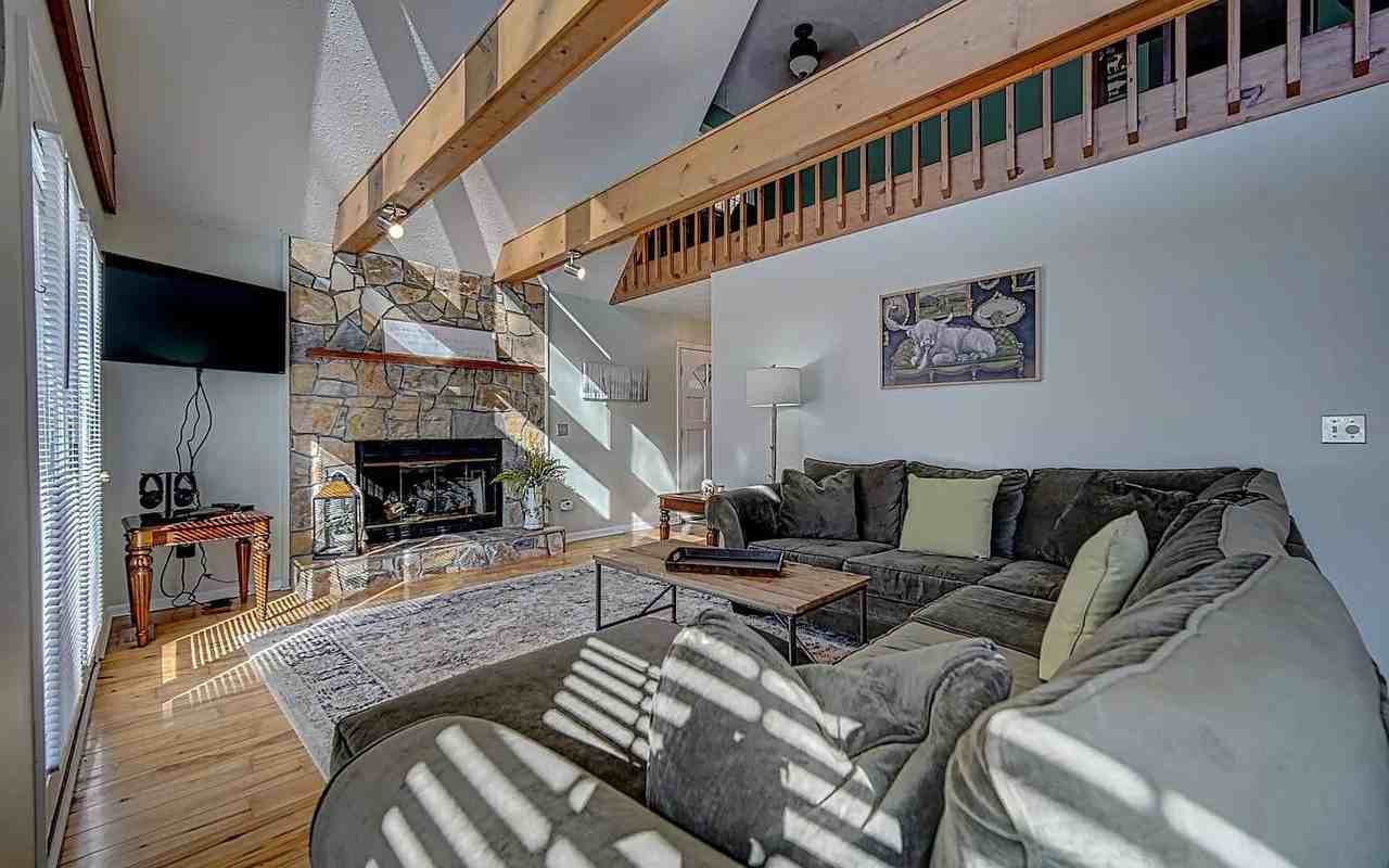 1896 Bell Eagle Drive #NA - Photo 3 of 7