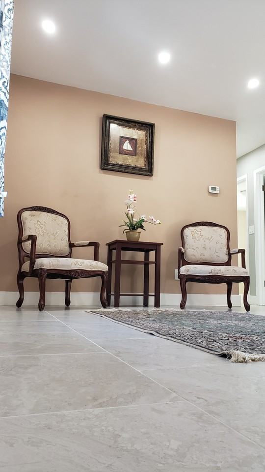 651 16th St Nw #561 - Photo 6 of 46