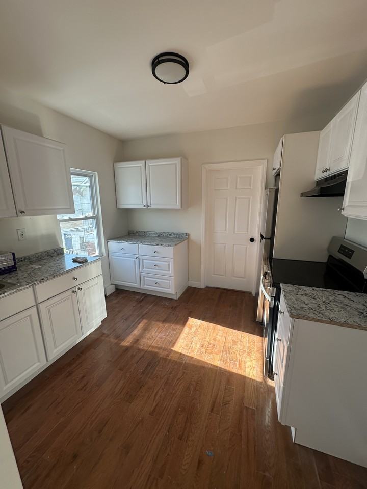 227 Beach 99th St #NA - Photo 4 of 17