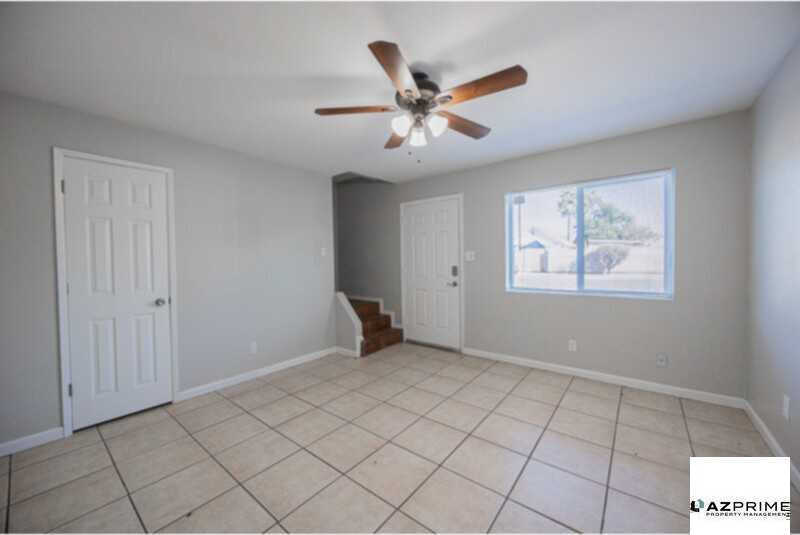 1414 N 27th St #1 - Photo 4 of 9