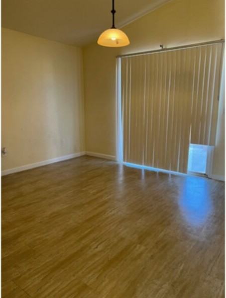 9072 W Swansea Dr - Photo 3 of 14