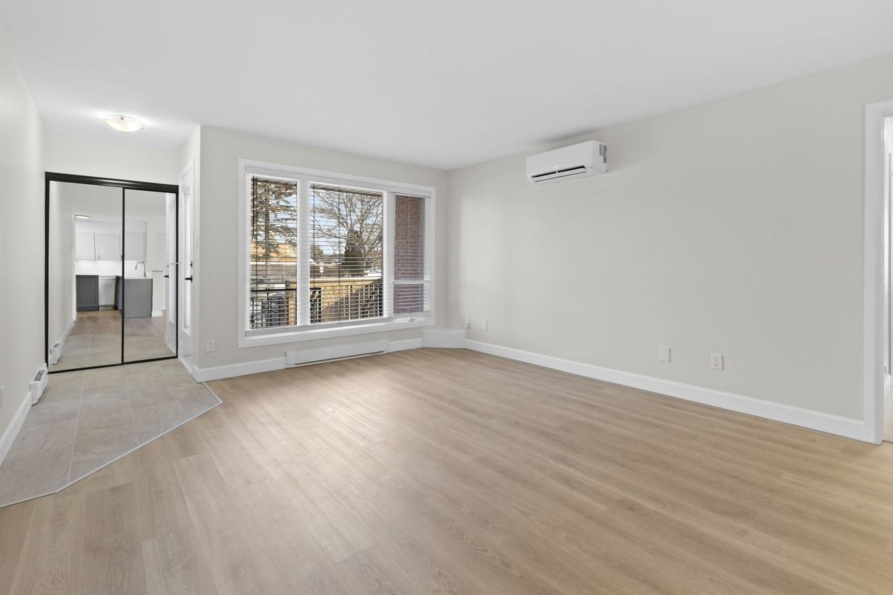 455 Canteval Terrace #100 - Photo 3 of 15