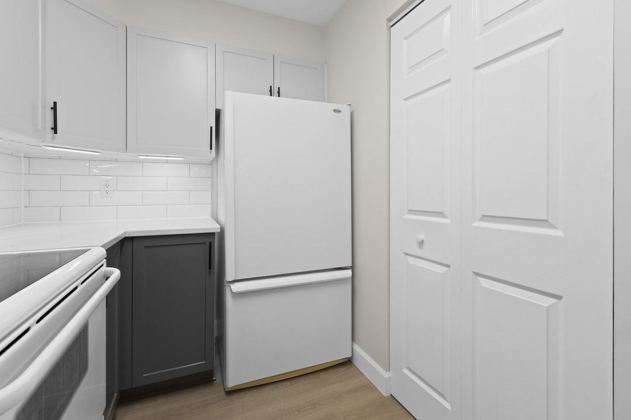 455 Canteval Terrace #100 - Photo 7 of 15