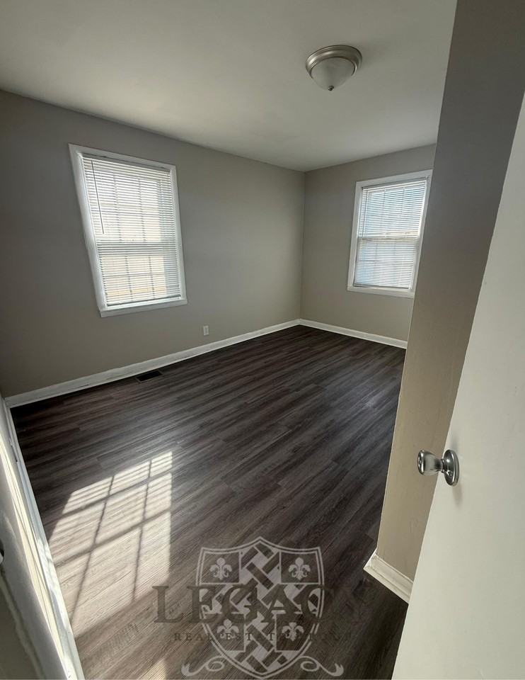 1913 Laurinda Drive #1 - Photo 5 of 8