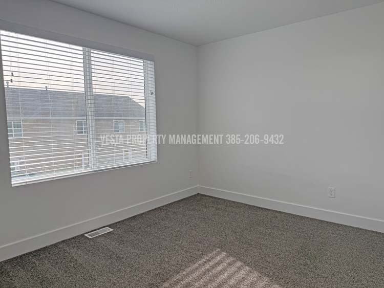 475 N 2650 W #4 - Photo 6 of 12