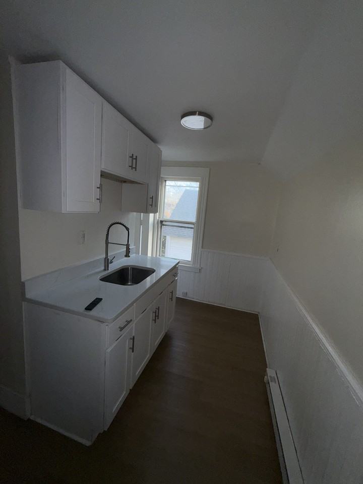 49 Washington Avenue #4 - Photo 3 of 15