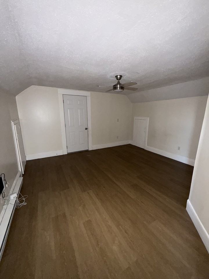 49 Washington Avenue #4 - Photo 7 of 15