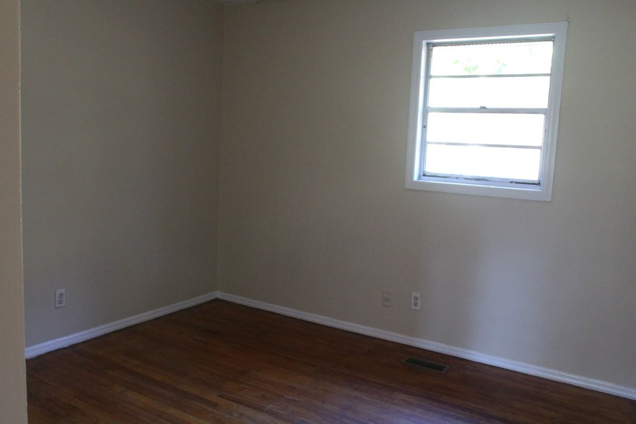 1404 West Lincoln Avenue #1 - Photo 5 of 7