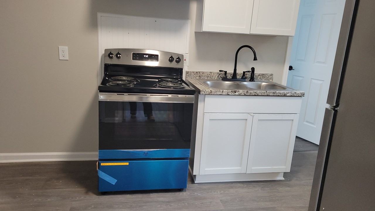 67 Poplar St #67-8 - Photo 6 of 7