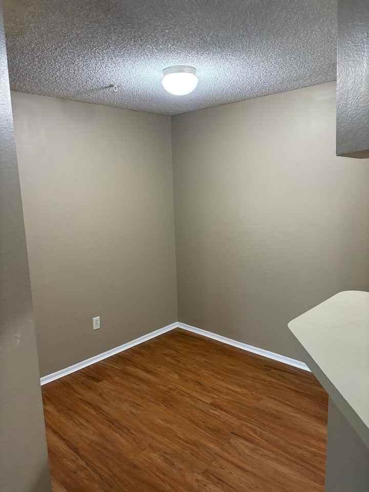 199 Afton Square #204 - Photo 6 of 15