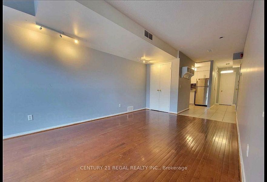 1289 Queen Street West #2 - Photo 5 of 11