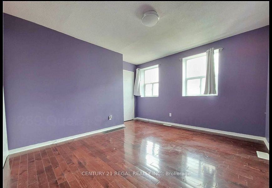 1289 Queen Street West - Photo 9