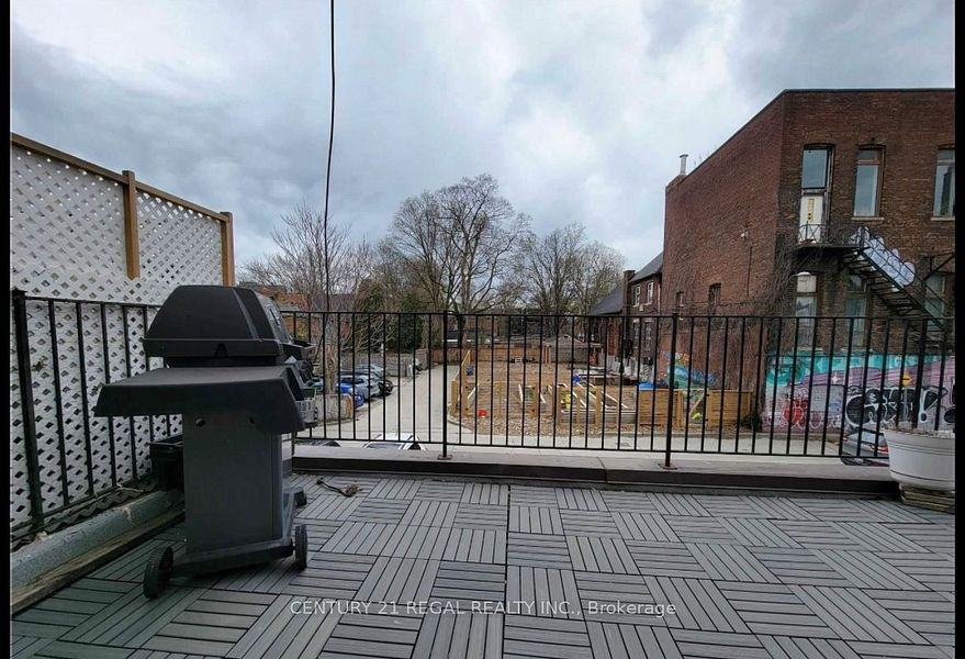 1289 Queen Street West - Photo 10