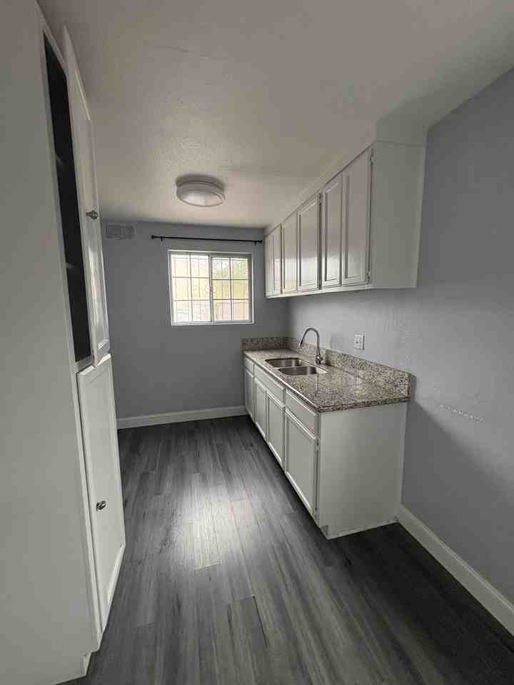 232 E 66th St #1-2 - Photo 3 of 8