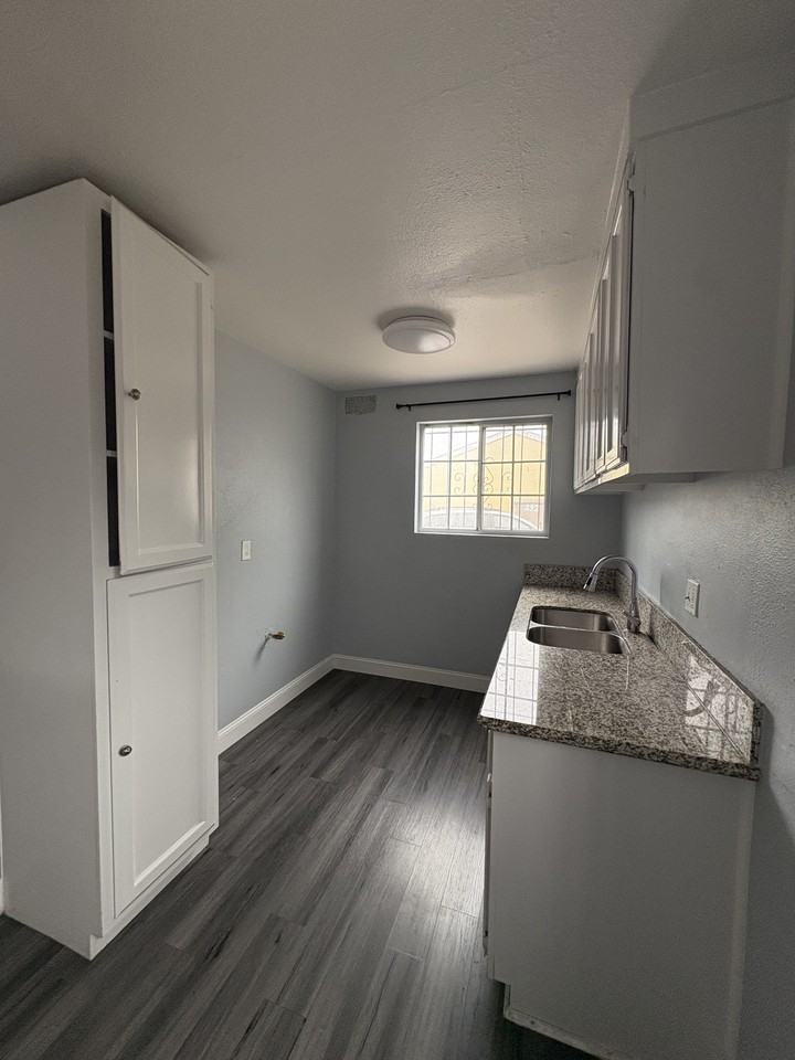 232 E 66th St #1-2 - Photo 4 of 8