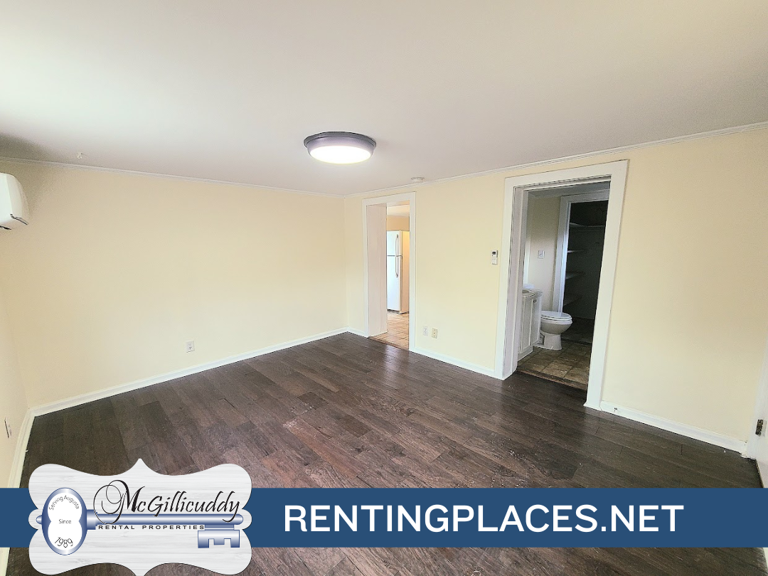 940 Hickman Rd #3 - Photo 2 of 8