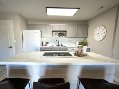 606 606 Marsha CourtApt. 5 #5