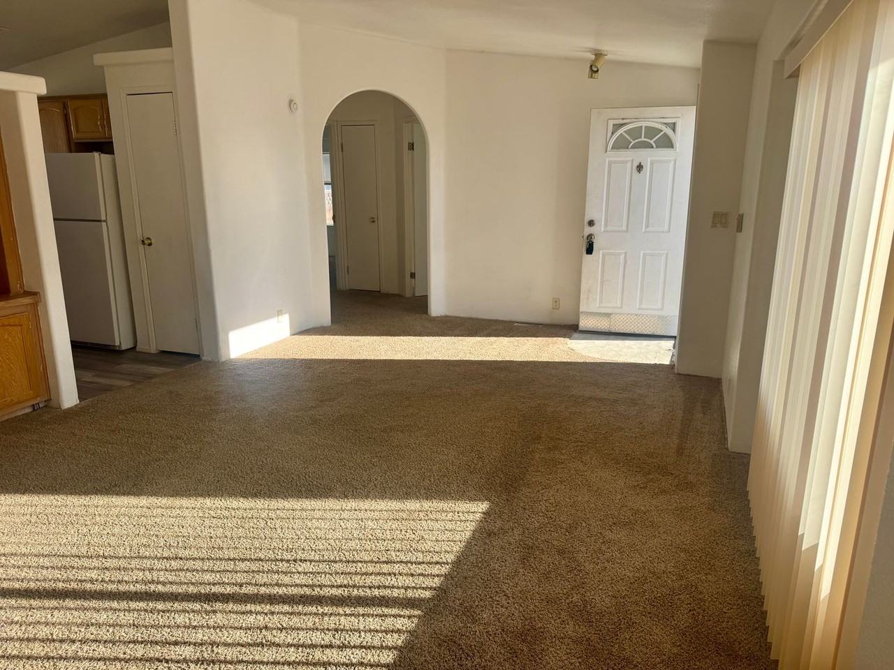 1724 Stoneridge Dr - Photo 2 of 11