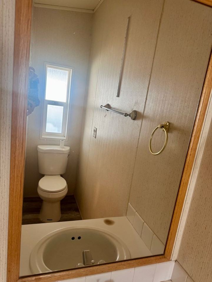 1724 Stoneridge Dr - Photo 5 of 11