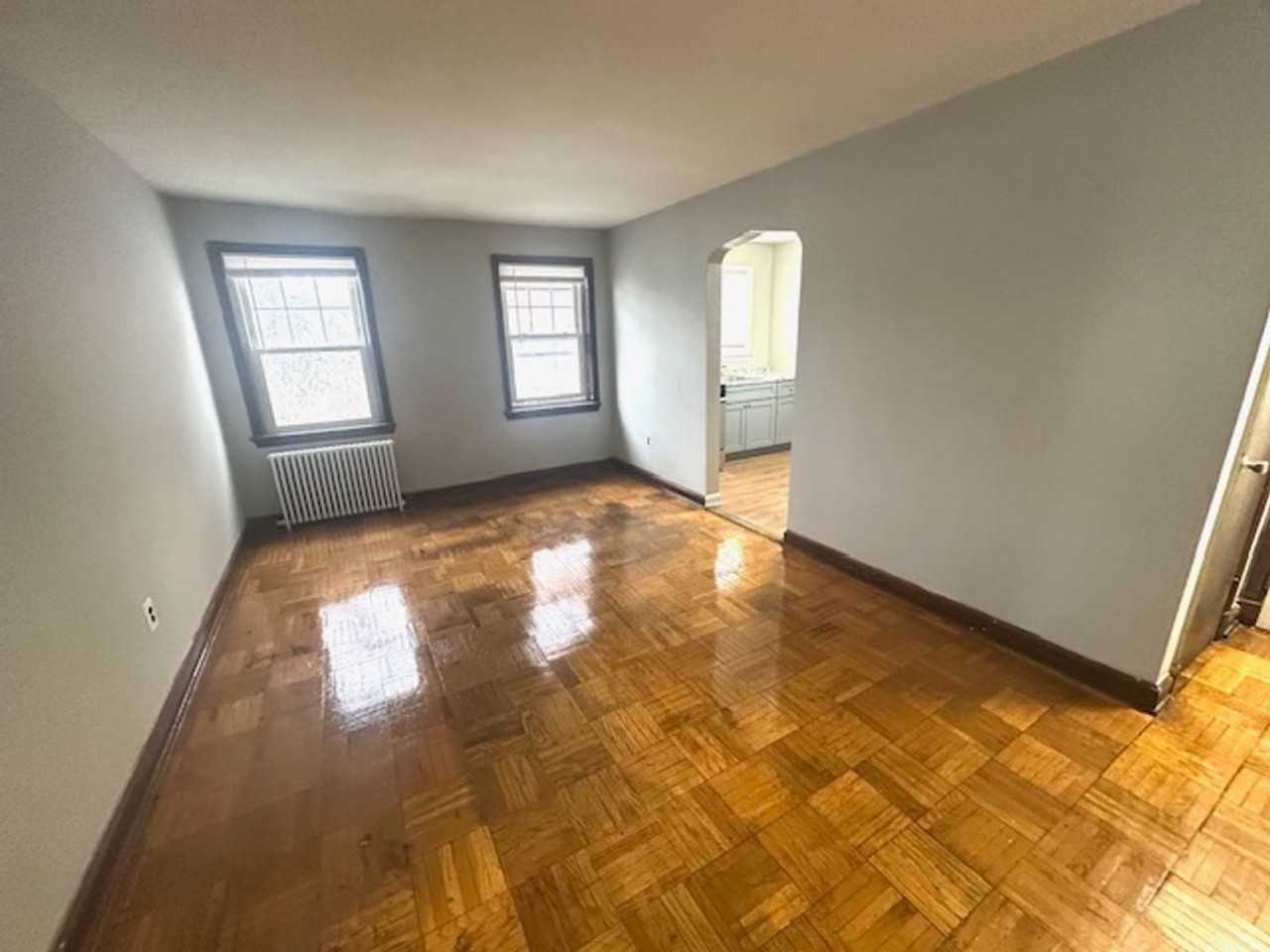 1000 Perry Street Northeast - Photo 5 of 8