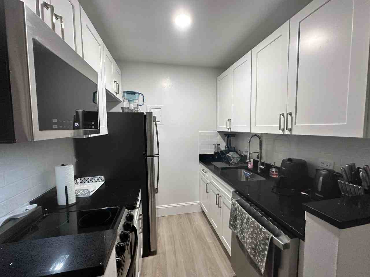 50 West 34th Street #10C08 - Photo 2 of 10