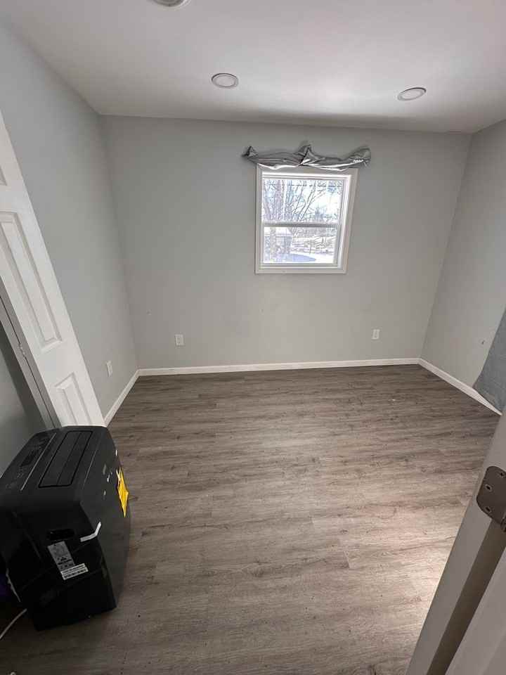 7927 Rinaldo Boulevard North - Photo 6 of 9