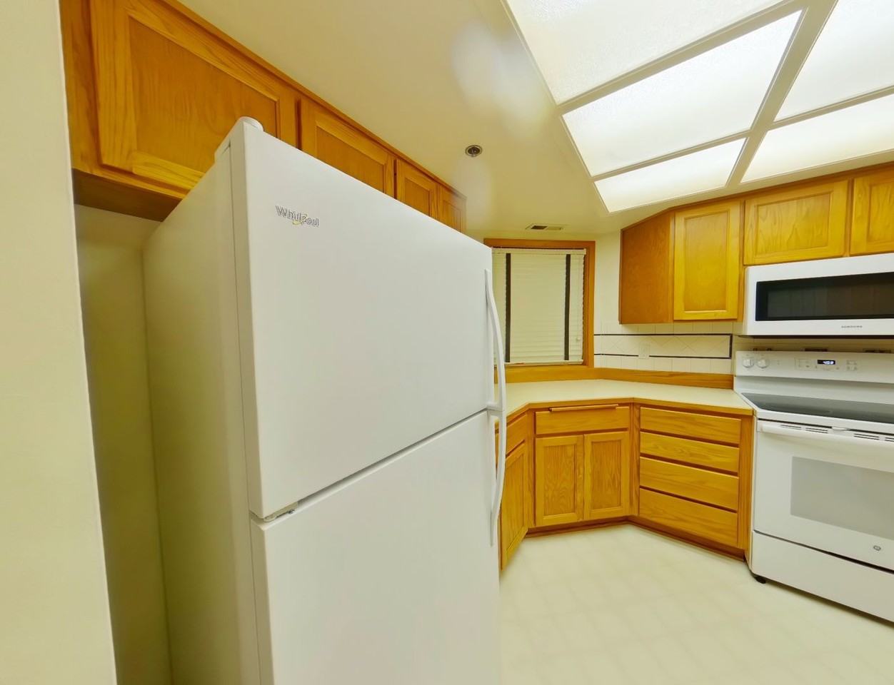 612 Wimbledon Ct - Photo 6 of 12