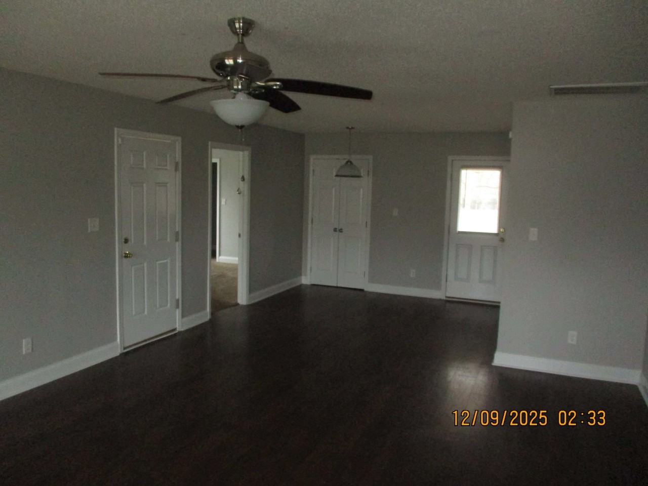 1290 Askew Dr NE - Photo 3 of 11