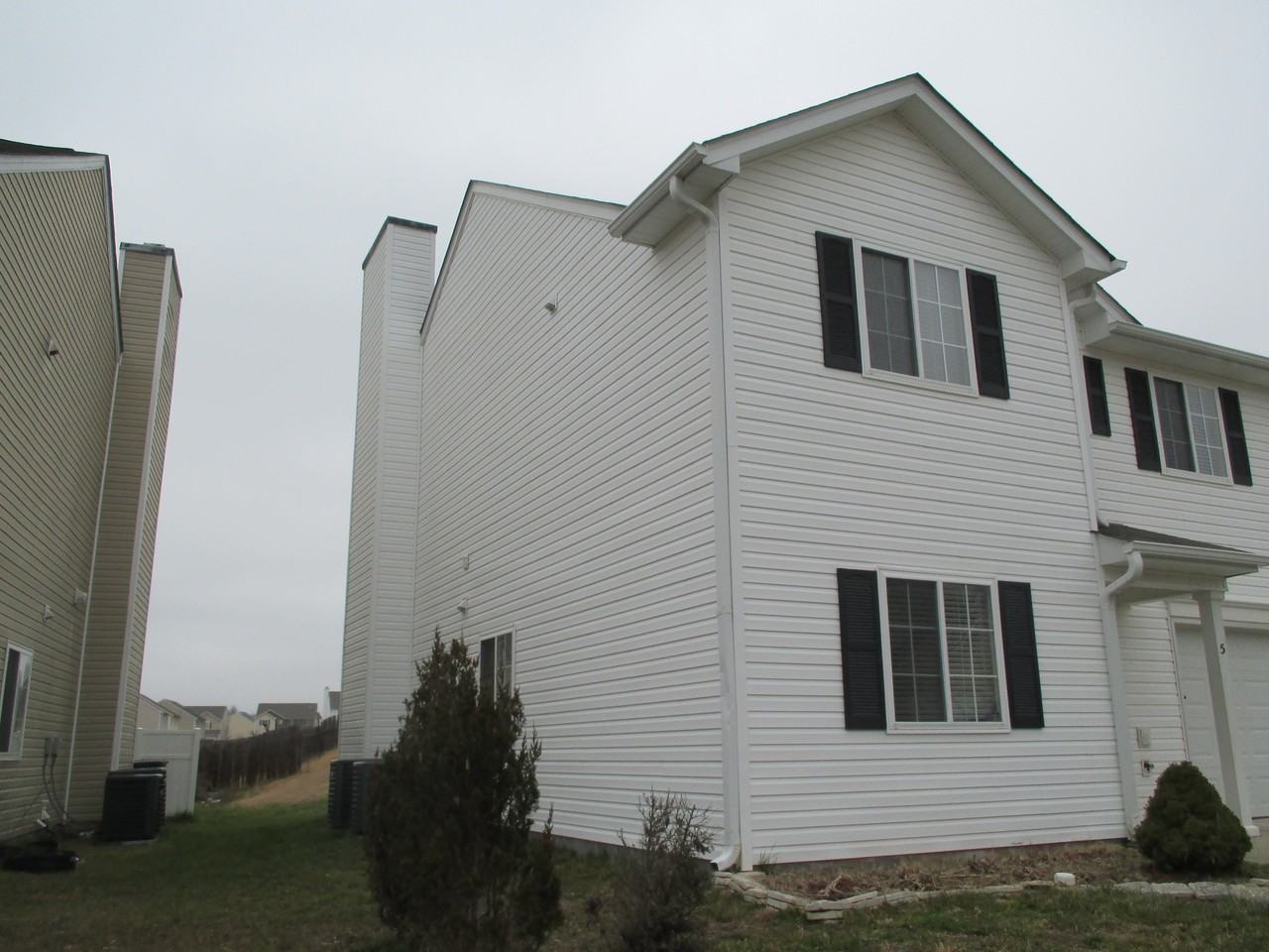 5 Elsworth Ct - Photo 2 of 17