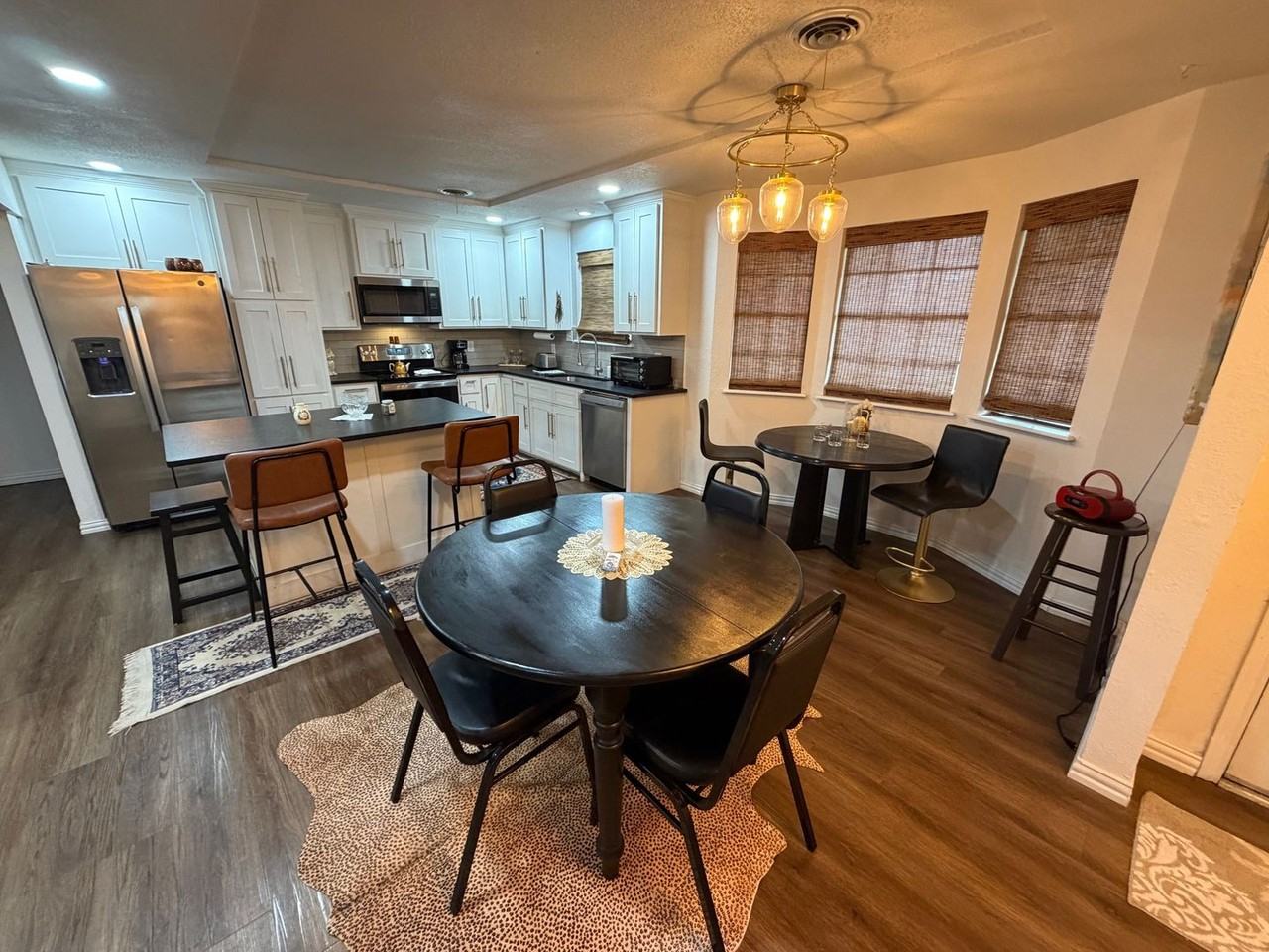 6008 Yale Street - Photo 3 of 24