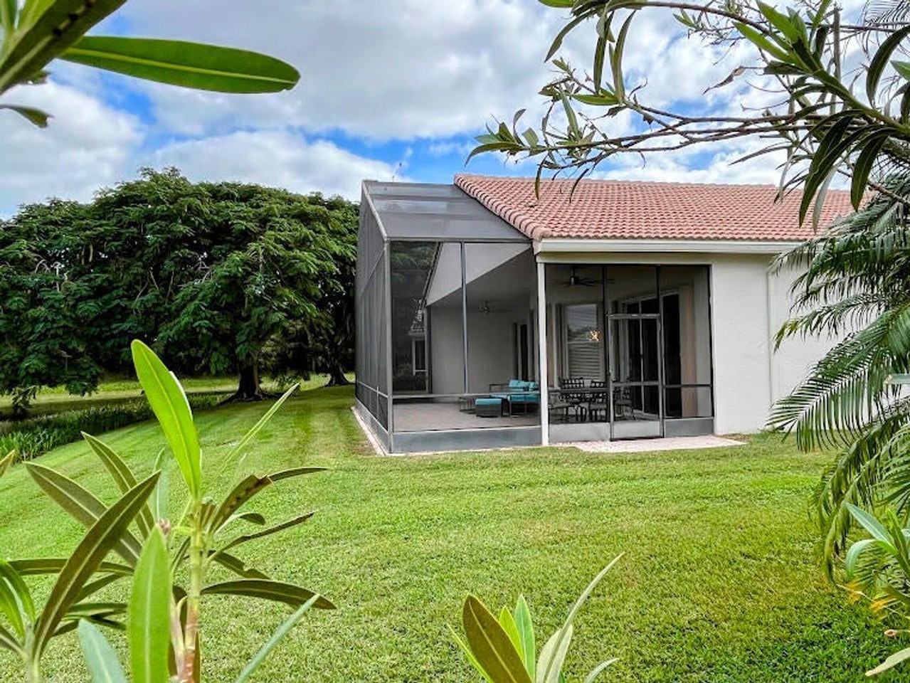 7601 Las Cruces Court - Photo 5 of 19