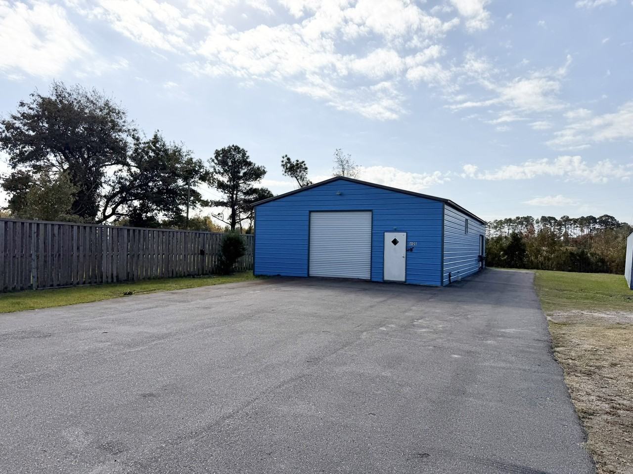 5025 Business Dr #1 - Photo 5 of 10