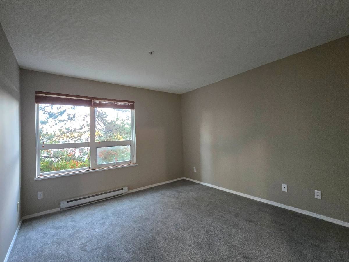 1505 Church Avenue #109 - Photo 6 of 11