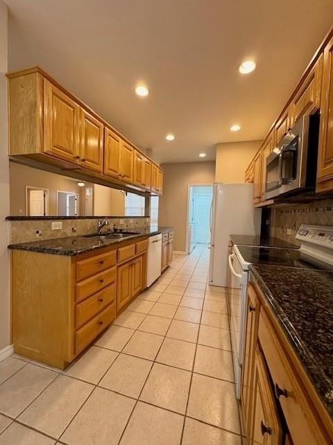 32 Tanyard Dr - Photo 7 of 21