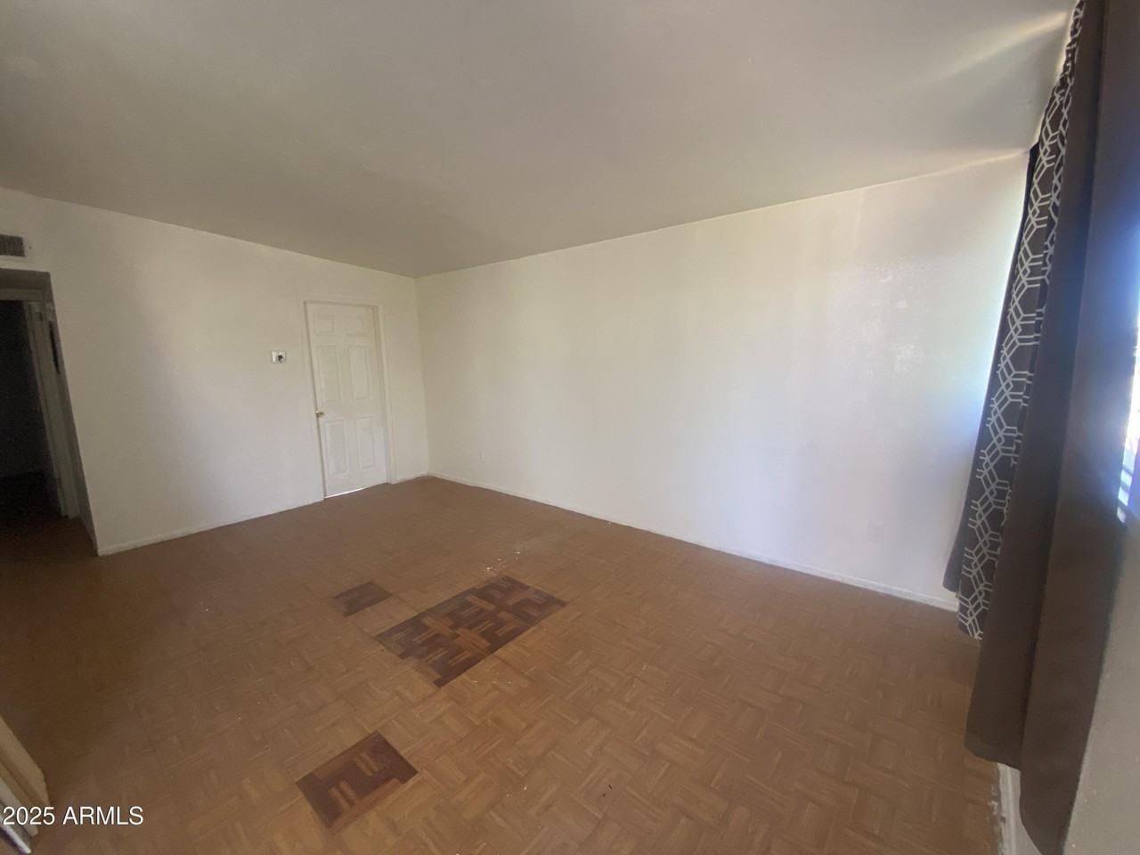 453 North Williams #B - Photo 2 of 5