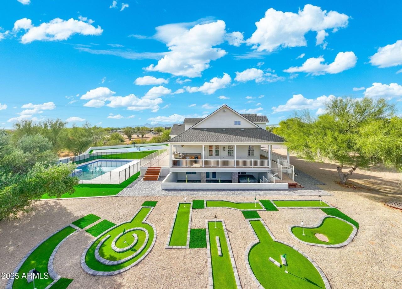 27921 N 153rd St - Photo 4 of 50