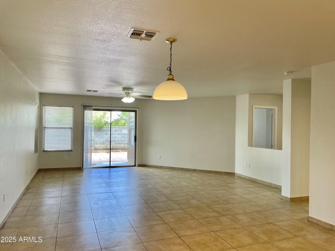 1002 E Arabian Dr - Photo 7 of 23