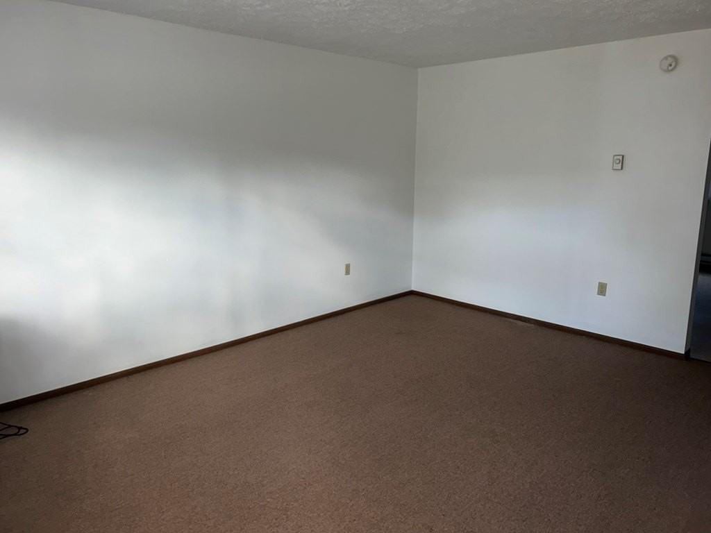 231 Wilson Avenue - Photo 2 of 8