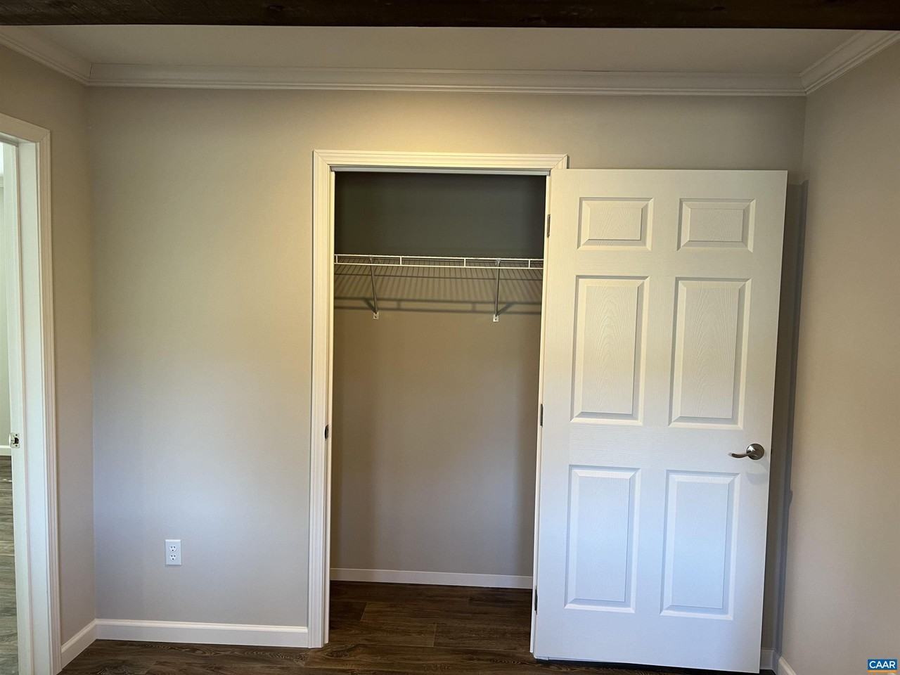 3123 Scottsville Rd - Photo 6 of 22