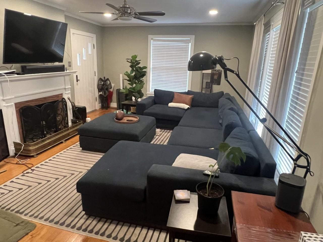 5200 G St - Photo 3 of 13