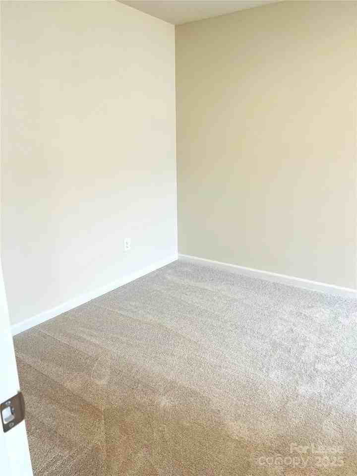 15753 Country House St - Photo 6 of 8