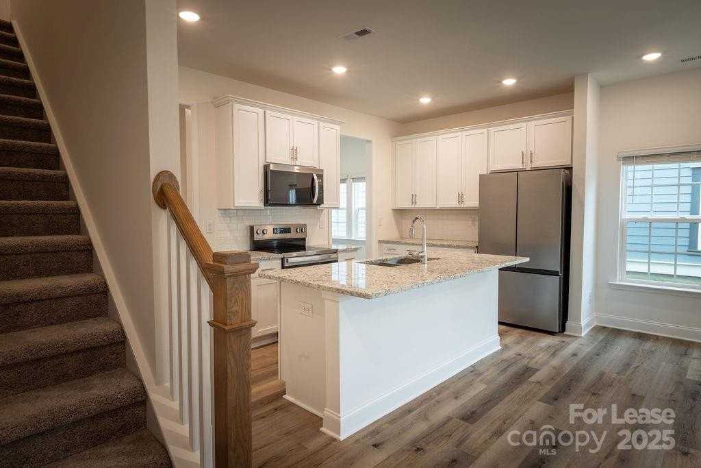 5021 Cherry Gum Court - Photo 6 of 42