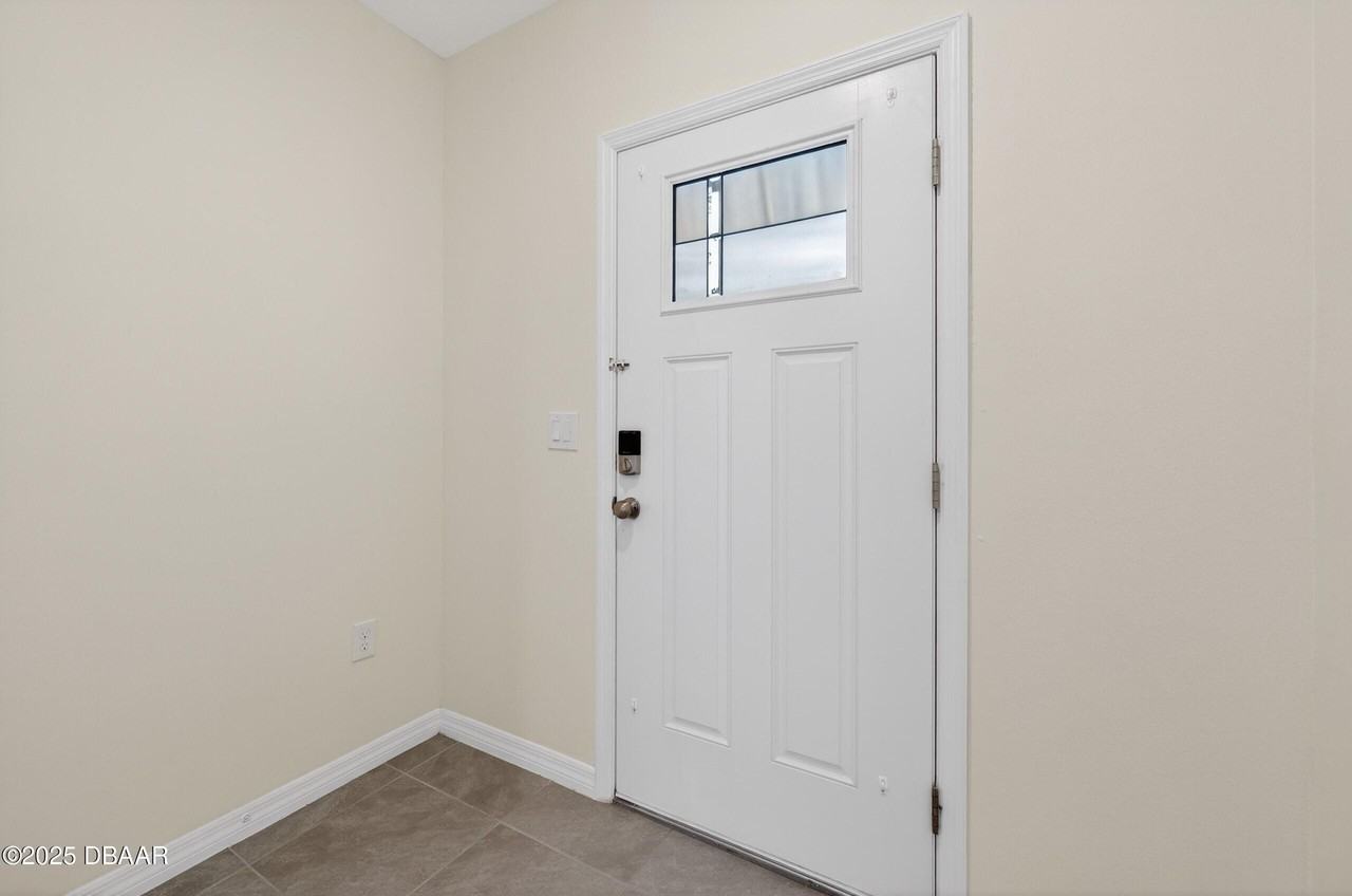 54 Bella Oaks Drive - Photo 3 of 32