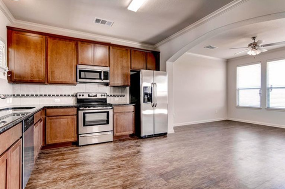 405 Winterfield Drive #203 - Photo 4 of 4