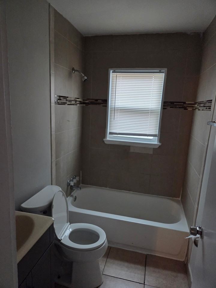 4879 Charlotte Drive #16 - Photo 6 of 19